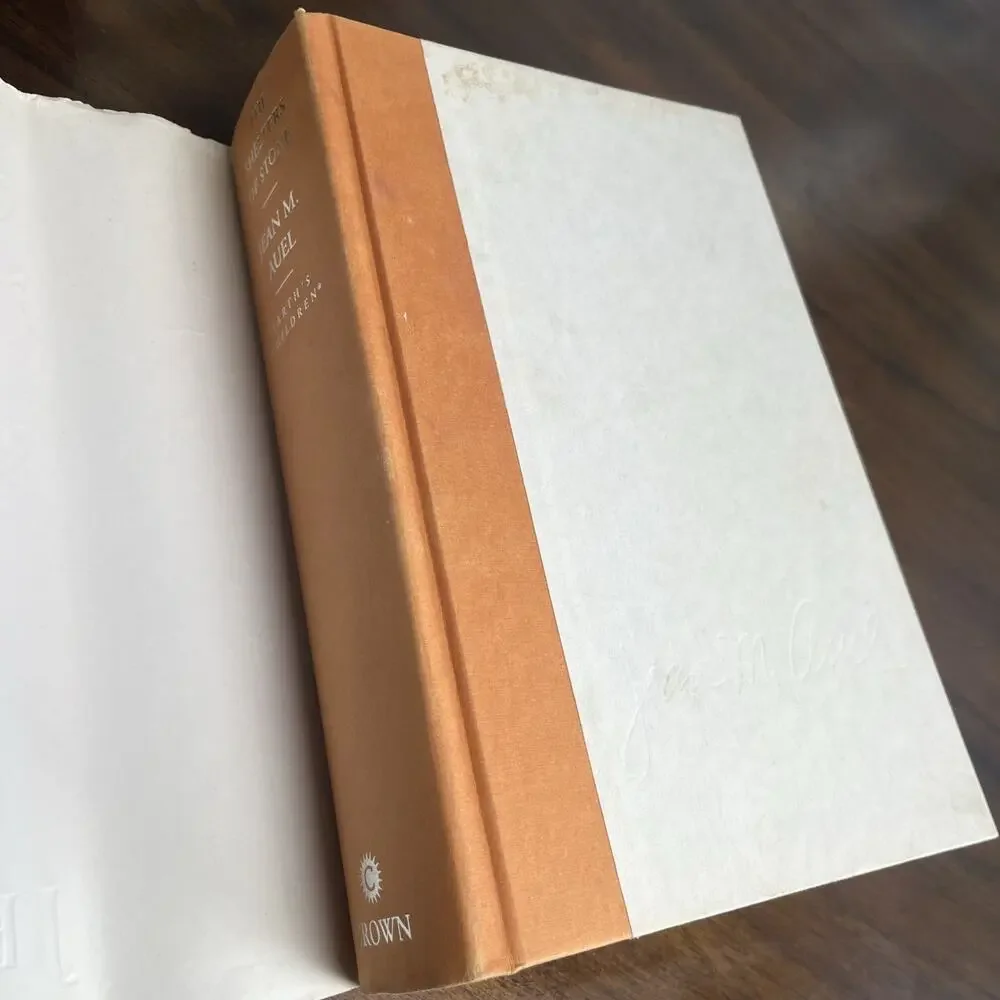 Jean M Auel - 3 First Editions, Hardback With Dust Jackets, Earth’s Children Lot
